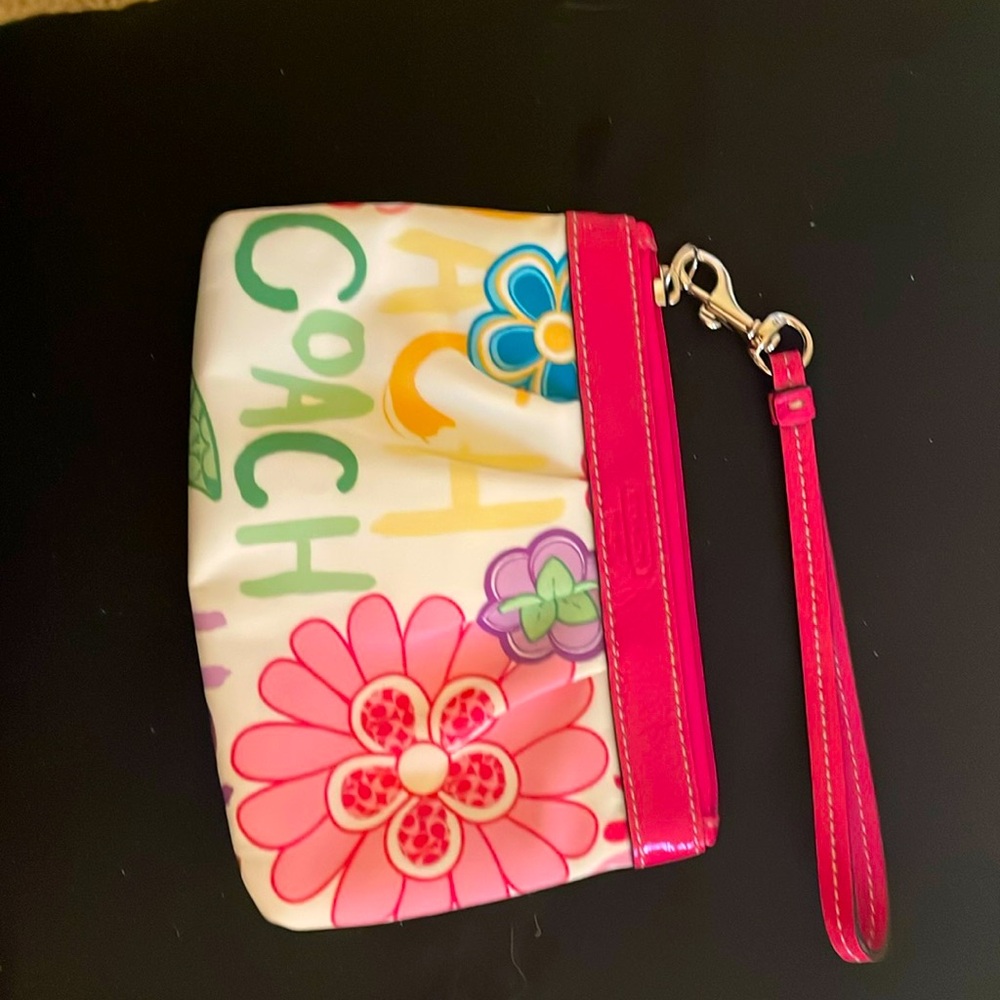 COACH-Spring Multicolored Flowered Wristlet-Pink Patent Trim-Near Mint